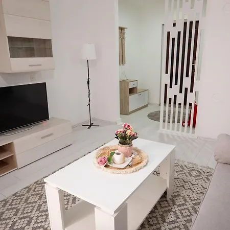 Apartment Grandeur - Free Parking Mostar